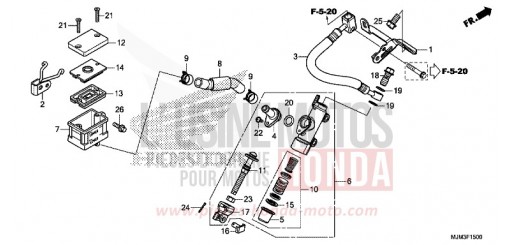 REAR BRAKE MASTER CYLINDER VFR800FE de 2014